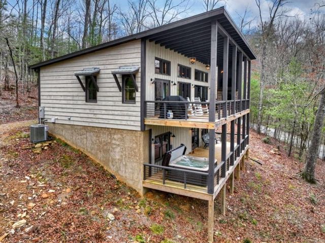 171 Cohutta Overlook Lane, Blue Ridge, GA 30513