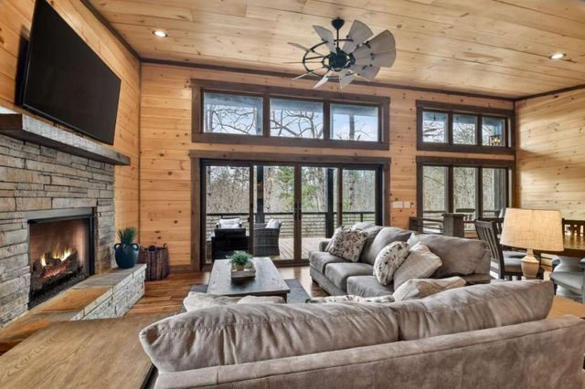 171 Cohutta Overlook Lane, Blue Ridge, GA 30513