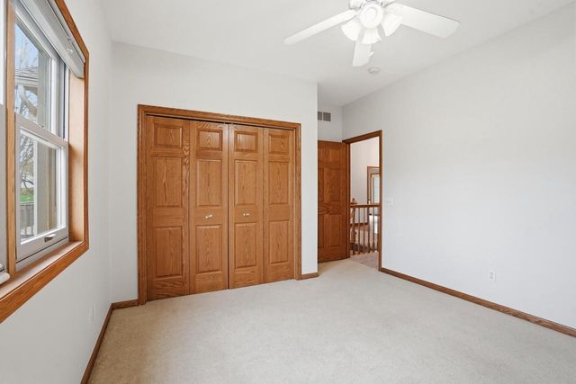 2368 Stonehaven DRIVE, Sun Prairie, WI 53590