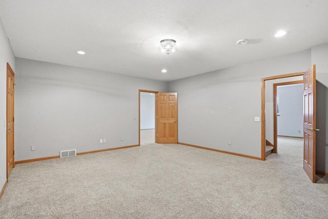 2368 Stonehaven DRIVE, Sun Prairie, WI 53590