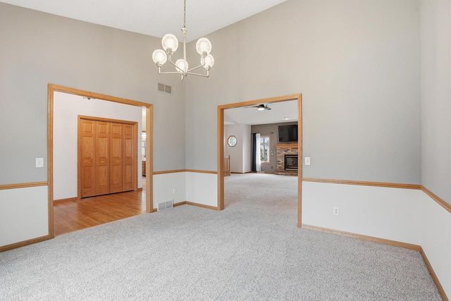 2368 Stonehaven DRIVE, Sun Prairie, WI 53590