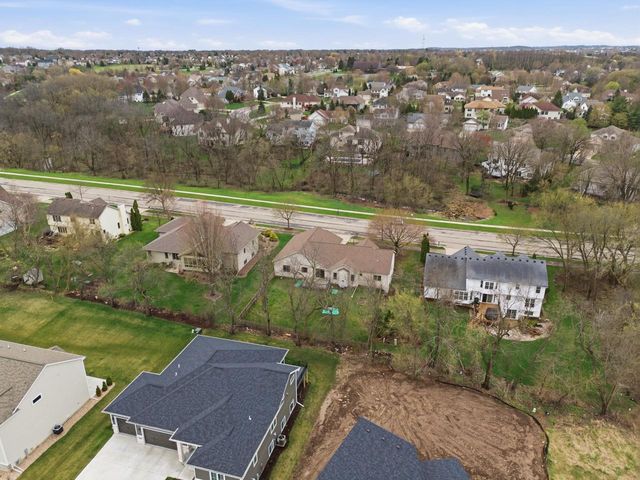 2368 Stonehaven DRIVE, Sun Prairie, WI 53590
