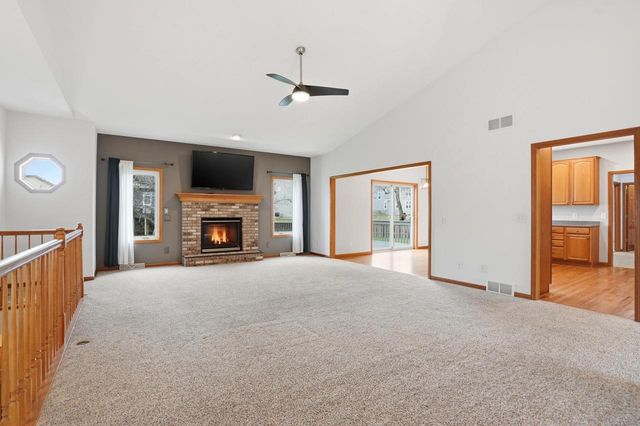 2368 Stonehaven DRIVE, Sun Prairie, WI 53590