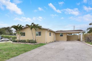 827 Caroline Avenue, West Palm Beach, FL 33413