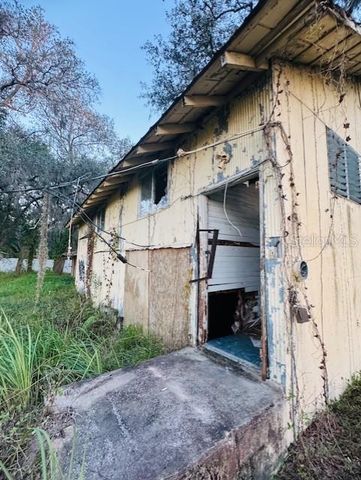 17476 NICHOLAS AVENUE, Brooksville, FL 34604