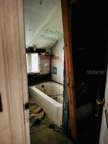 17476 NICHOLAS AVENUE, Brooksville, FL 34604