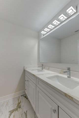 10221 Allison Road, Munster, IN 46321