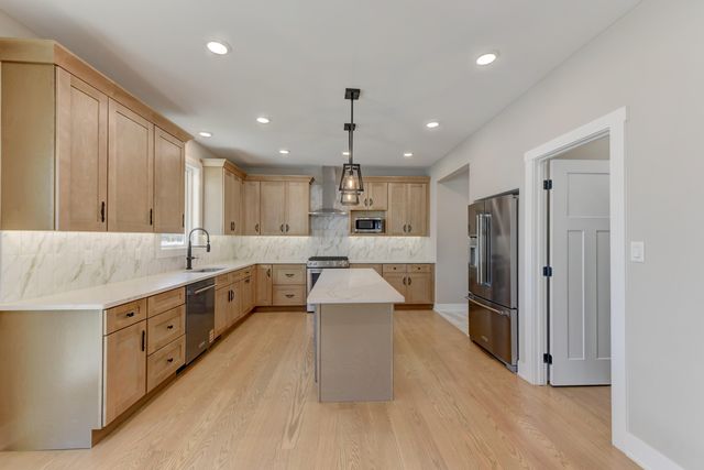 10221 Allison Road, Munster, IN 46321