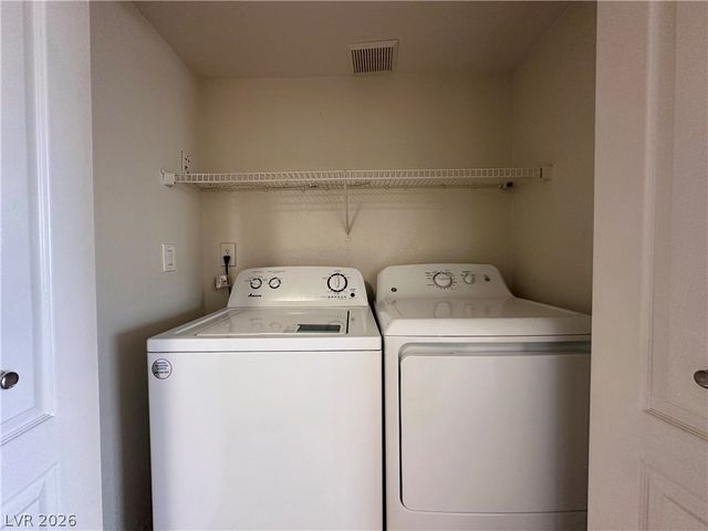 5055 West Hacienda Avenue 2104, Las Vegas, NV 89118