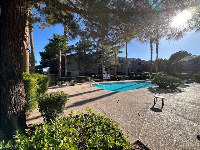 5055 West Hacienda Avenue 2104, Las Vegas, NV 89118