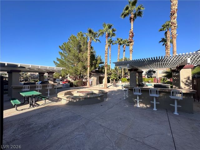 5055 West Hacienda Avenue 2104, Las Vegas, NV 89118