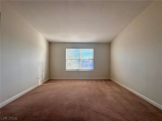 5055 West Hacienda Avenue 2104, Las Vegas, NV 89118