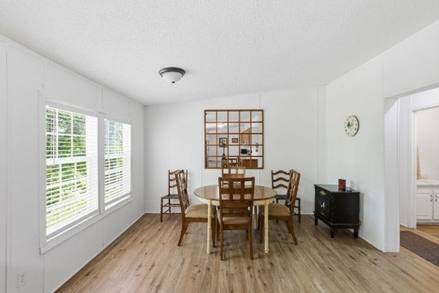 230 E Piney Rd, Dickson, TN 37055