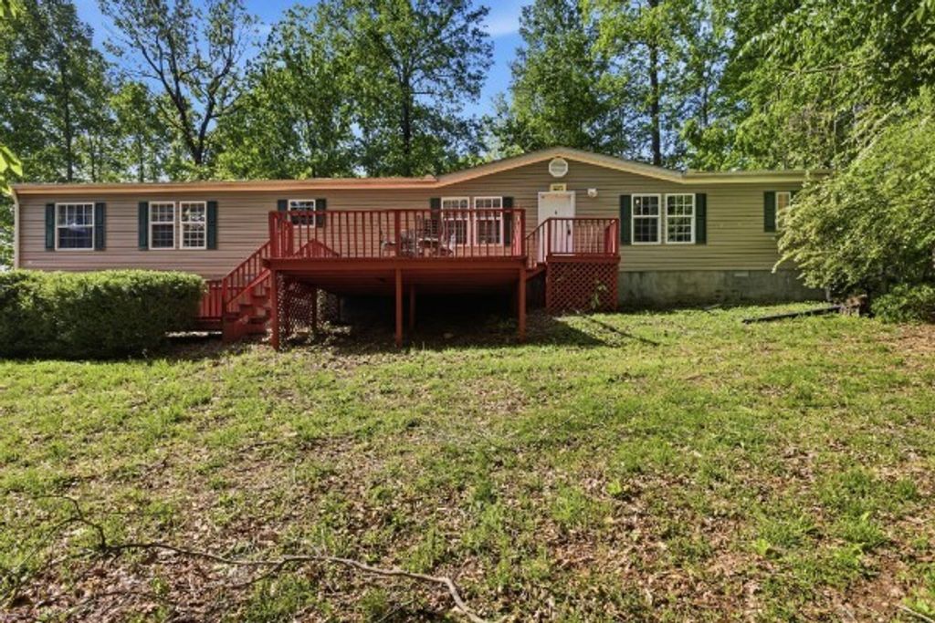 230 E Piney Rd, Dickson, TN 37055