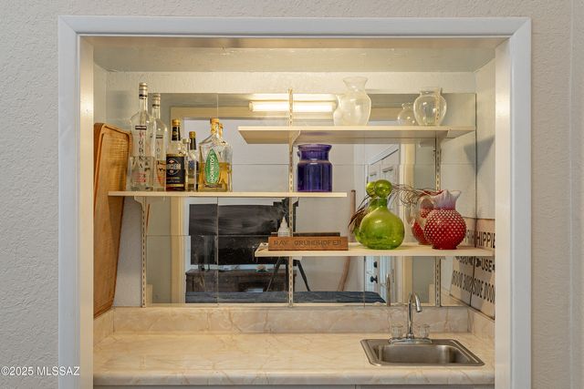 936 E Rancho Grande Circle, Nogales, AZ 85621