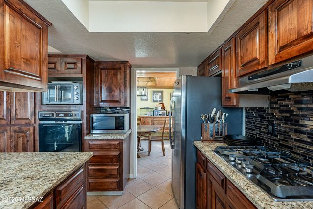 936 E Rancho Grande Circle, Nogales, AZ 85621