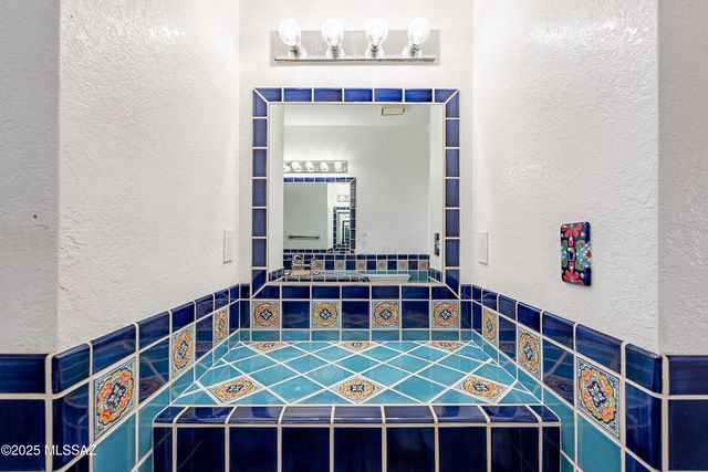 936 E Rancho Grande Circle, Nogales, AZ 85621