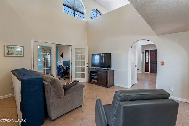 936 E Rancho Grande Circle, Nogales, AZ 85621