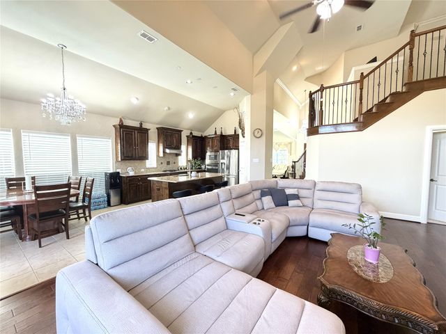 6940 Seascape Drive, Grand Prairie, TX 75054