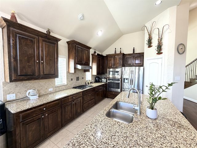 6940 Seascape Drive, Grand Prairie, TX 75054