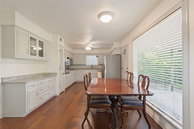 814 S Bois D Arc Street, Forney, TX 75126
