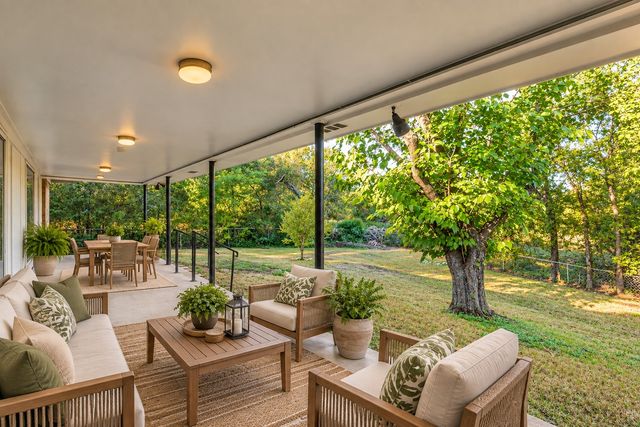 814 S Bois D Arc Street, Forney, TX 75126