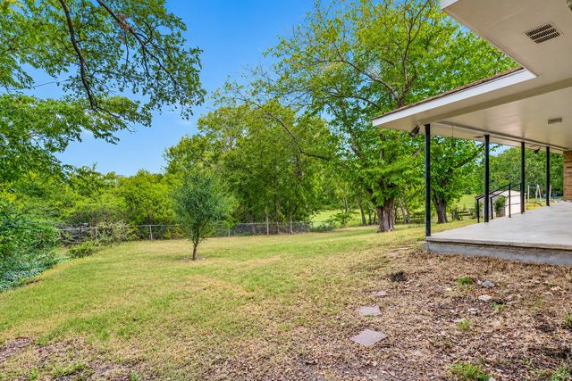 814 S Bois D Arc Street, Forney, TX 75126
