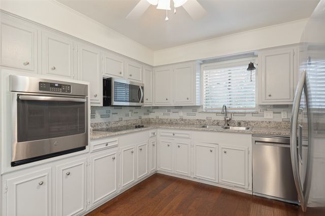 814 S Bois D Arc Street, Forney, TX 75126