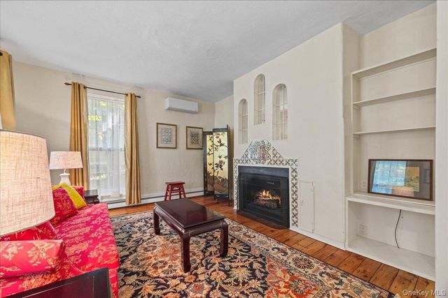 85 West Street, Warwick, NY 10990