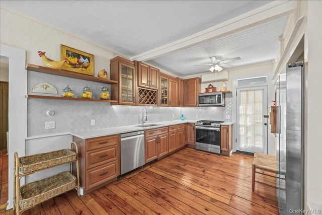 85 West Street, Warwick, NY 10990