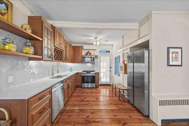 85 West Street, Warwick, NY 10990
