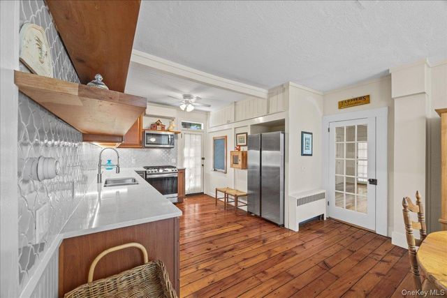 85 West Street, Warwick, NY 10990