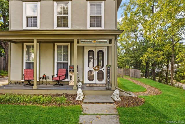 85 West Street, Warwick, NY 10990