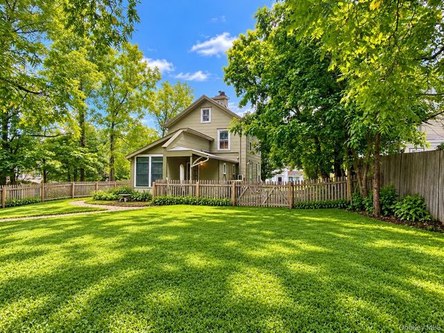 85 West Street, Warwick, NY 10990
