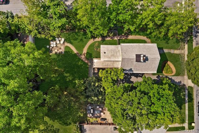 85 West Street, Warwick, NY 10990