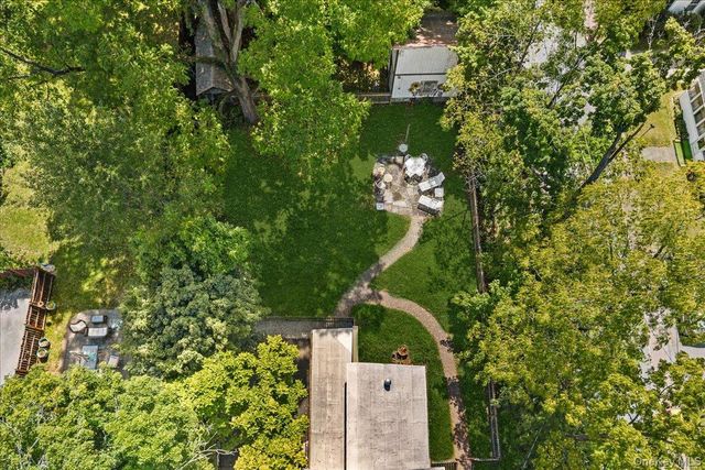 85 West Street, Warwick, NY 10990
