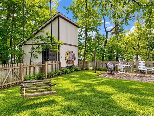 85 West Street, Warwick, NY 10990