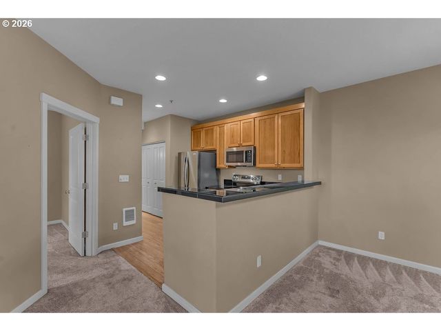 1160 Sw 170TH Ave, Beaverton, OR 97003