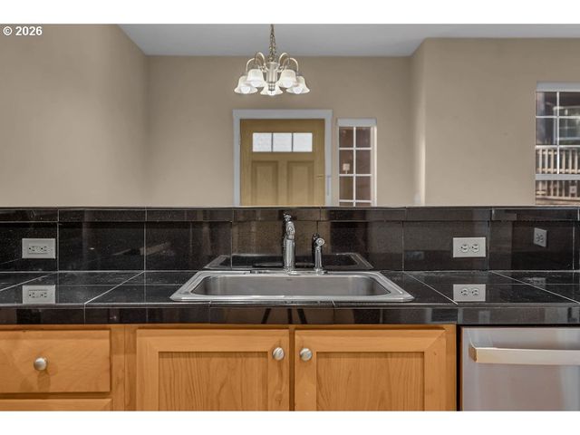 1160 Sw 170TH Ave, Beaverton, OR 97003