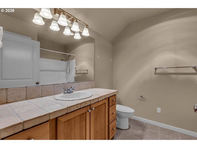 1160 Sw 170TH Ave, Beaverton, OR 97003