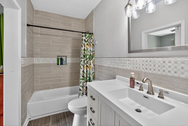 228 Castlewood Drive, Lexington, KY 40505