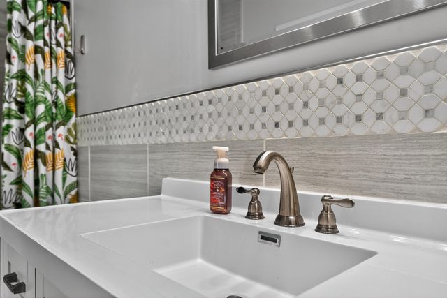 228 Castlewood Drive, Lexington, KY 40505