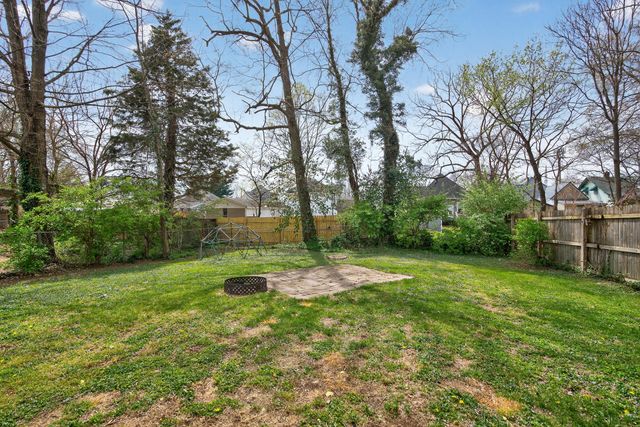 228 Castlewood Drive, Lexington, KY 40505