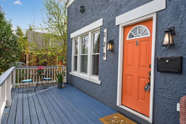 228 Castlewood Drive, Lexington, KY 40505