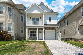 243 E 9th Avenue, Roselle, NJ 07203