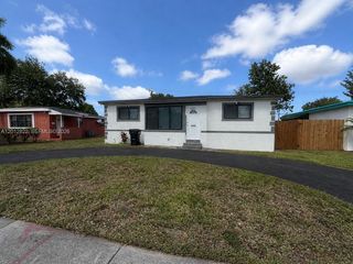 16901 NE 6th Ave, North Miami Beach, FL 33162