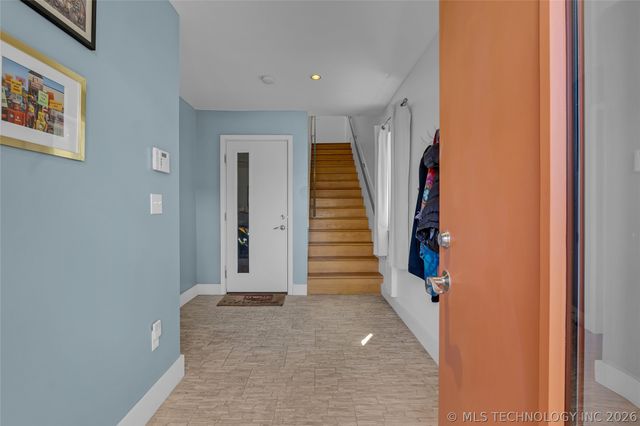 1401 S Rockford Avenue, Tulsa, OK 74120