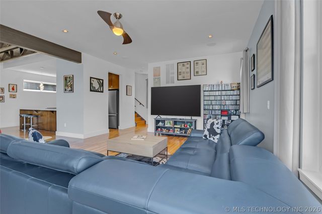 1401 S Rockford Avenue, Tulsa, OK 74120
