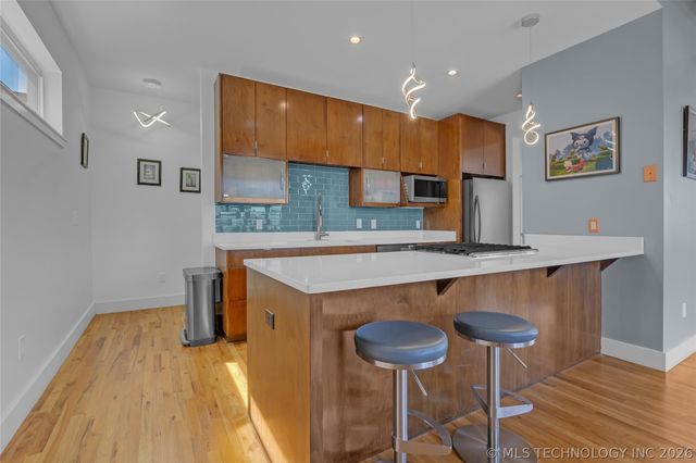 1401 S Rockford Avenue, Tulsa, OK 74120