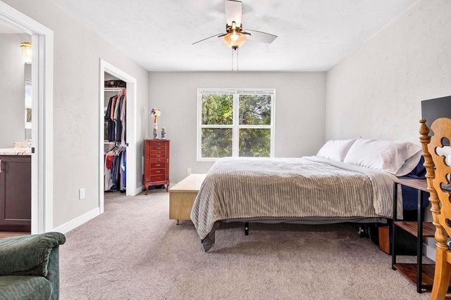 37 ASH GROVE PLACE, Kaukauna, WI 54130